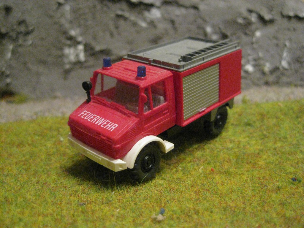 Unimog TLF 8/18 "Feuerwehr"