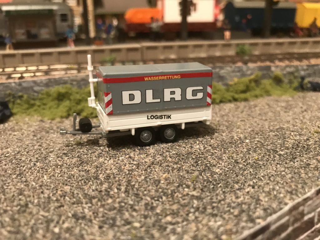 DLRG Anhänger Logistik